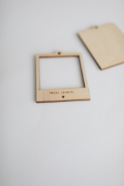 Fotoframe hanger van hout