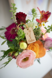 Geboortebloem sleutelhanger - met naam -