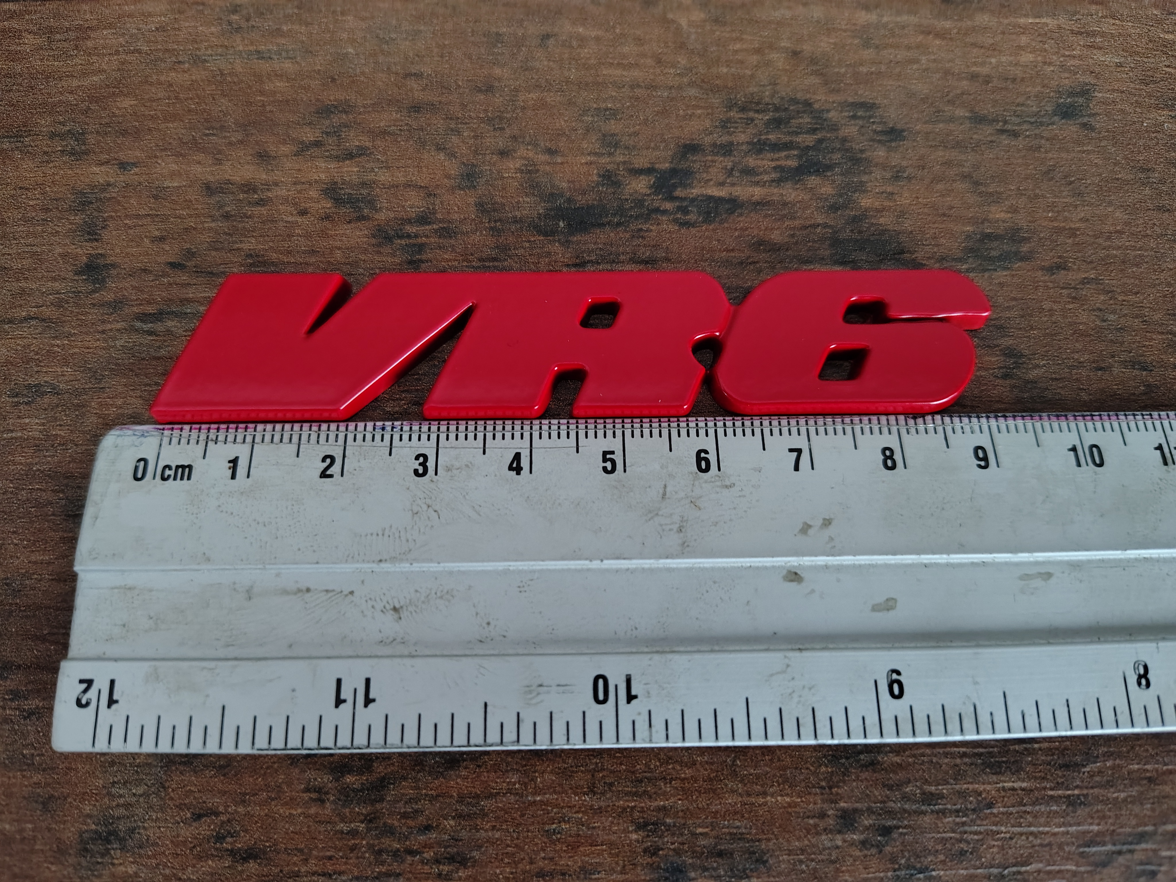 Embleem " VR6" Volkswagen / Golf 3/ Corrado  / Red /NIEUW!!!