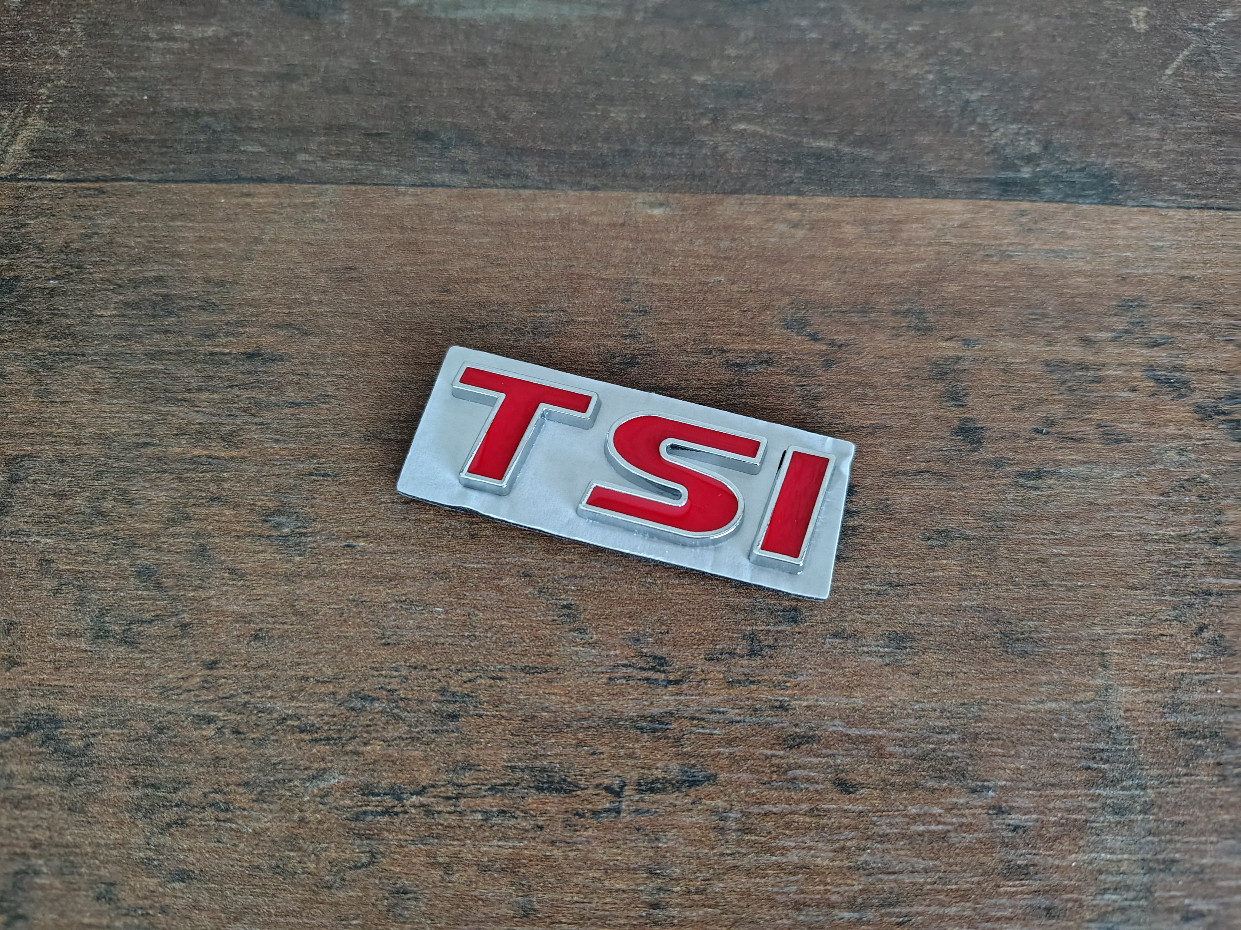 Embleem "TSI" Volkswagen Scirocco/ Golf/ NIEUW!!!