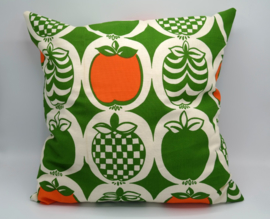 pillow vintage apples