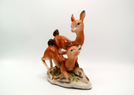 Porcelain figure mother deer with bambi