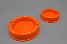 Vintage ashtrays plastic orange