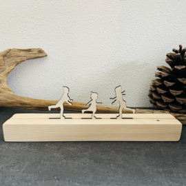 Uitbreidingsfiguur winter schaatsers (3 stuks)