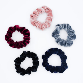 Setje van 5 mini velvet scrunchies