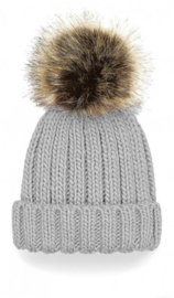 Muts met pompon - light grey