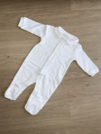 Pyjama met grijs of roze biesje - gepersonaliseerd met naam