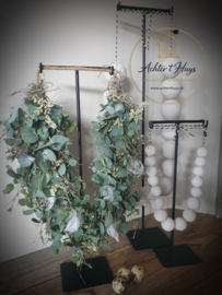 DIY Gebonden groen ketting op frame