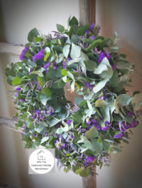 DIY krans paars eucalyptus/limonium