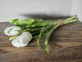 Real touch tulpen wit 5 stelen