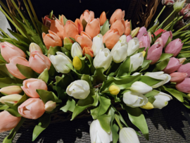Real touch tulpen wit 5 stelen