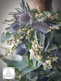 DIY toef distels met witte limonium
