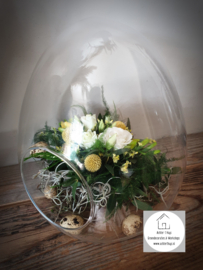 Glazen ei windlicht met bloemen