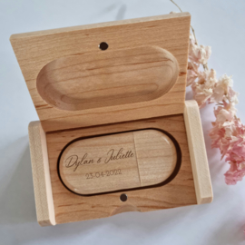 Houten USB-stick & bewaarbox