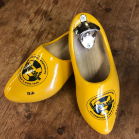 Doppenvanger klomp met logo - Geel