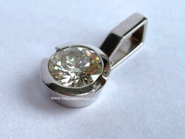 Hanger 14kt. goud met 3.01crt diamant