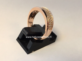 Ring met diamant