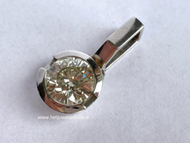Hanger 14kt. goud met 3.01crt diamant