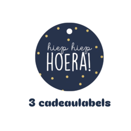 3x Cadeaulabel  -  hiep hiep hoera - naam kaartje - bloemenkaartje - label - hangkaartje - cadeaukaartje - leuk inpakken