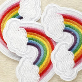 Embleem Regenboog - 4.4 x 7 cm - applicatie - opstrijken - strijken