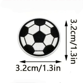 Embleem voetbal - 2 stuks - 5cm - 3 cm - applicatie - opstrijken - strijken - patch
