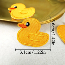 Embleem 2x  - eendje - badeendje - 3.1 x 3.6 cm - applicatie - opstrijken - strijken - patch