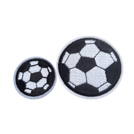 Embleem voetbal - 2 stuks - 5cm - 3 cm - applicatie - opstrijken - strijken - patch