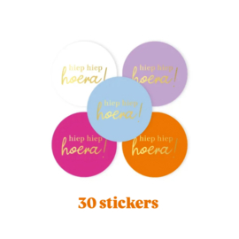 30x Sticker - Hiep Hiep Hoera ! -  Color Mix - 4cm - sluitsticker -  cadeausticker