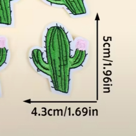 Embleem cactus - plant -  4 x 5 cm - applicatie - opstrijken - strijken
