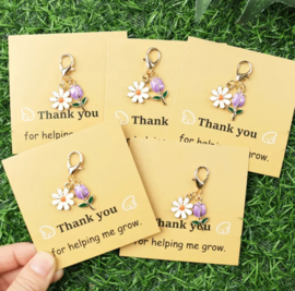 Gelukshanger - bloem - tulp - madelief - Juf - meester - Thank you for helping me grow - juffendag - vakantie - school - leerskracht