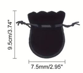 5 velours/ fluwelen zakjes zwart rond S