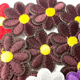 Embleem - 9 stuks - bloemen - mix  - 3.5 x 3.5 cmapplicatie - opstrijken - strijken - patch