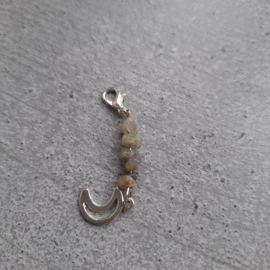 Hanger met maan  natuursteen grijs