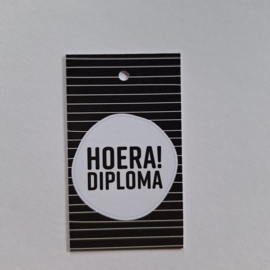 3x Cadeaulabel  "Hoera Diploma"