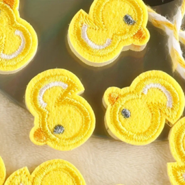Emblemen - 6 mini eendjes - eendje - opstrijk embleem - geel - 2 x 2 cm - borduur - borduurpatch - geborduurd