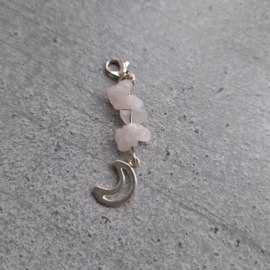 Hanger met maan  natuursteen roze