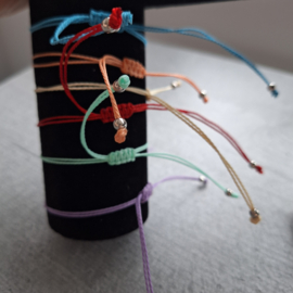 Armbandje levensboom paars