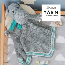 Yarn The After Party nummer 55 - Hilda Hippo Cuddle Blanket