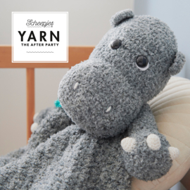 Yarn The After Party nummer 55 - Hilda Hippo Cuddle Blanket