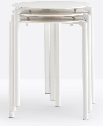 Jump TJ3 - stapelbare 3-poots kantine tafel met een rond volkern blad- FP