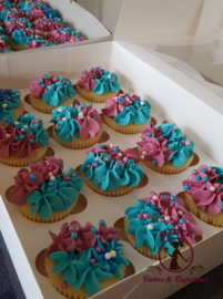 Gender Reveal cupcakes