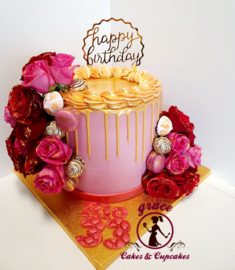 cakes with fresh flowers