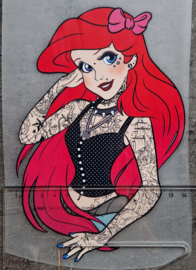 Tattooed Red (L)