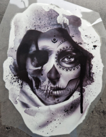 Skull girl