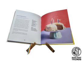 Houten kookboek & tablet steun.