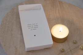 Light in a box bloem / 4 pieces