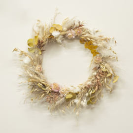 Dried Flower Wreath full Feija