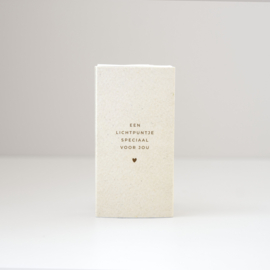 Light in a box Een lichtpuntje speciaal voor jou / 4 pieces