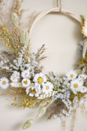 Dried Flower Wreath half deco white XS