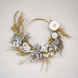 Dried Flower Wreath half deco white XS